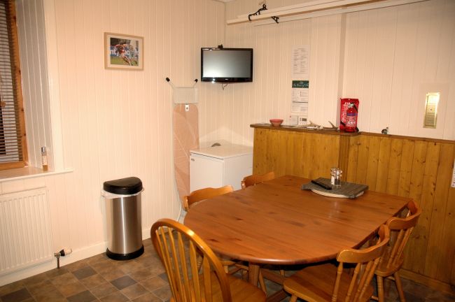 The kitchen in Bruaich Cottage has recently been re-fitted to a high standard with modern kitchen units and appliances.