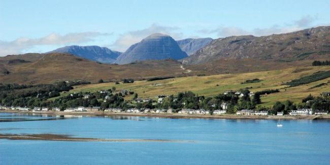 Lochcarron is situated on the West Coast of the Scottish Highlands, some 63 miles due west of Inverness, the Capital of the Highlands. It is reputed to be the longest village in Scotland and stretches out for a distance of 2 miles or more along the north shore of Loch Carron, from which it derives its name. In days gone by, however, the village was known as Janetown and then Jeantown.